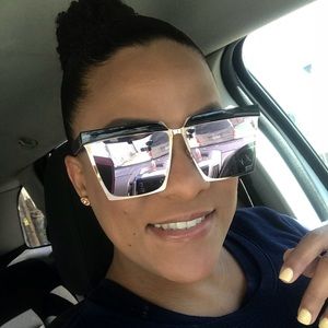 Meet your Posher, Sasha